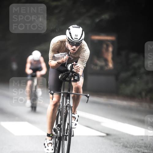13.09.2026 - Stadtparktriathlon H.Heesch http://msf.ph/oto/10277364 13.09.2026 09:12:07 Radfahren 7, 38, 40, 50, 131 meine-sportfotos.de