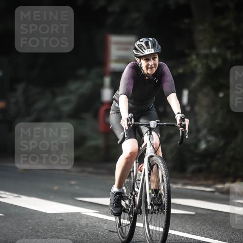 13.09.2026 - Stadtparktriathlon H.Heesch http://msf.ph/oto/10277367 13.09.2026 10:39:22 Radfahren 344, 386, 413, 423, 428, 522, 561, 572 meine-sportfotos.de