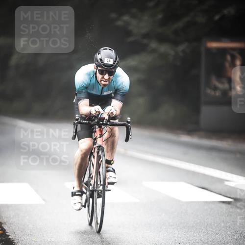 13.09.2026 - Stadtparktriathlon H.Heesch http://msf.ph/oto/10277398 13.09.2026 09:12:11 Radfahren 7, 38, 40, 50, 131 meine-sportfotos.de