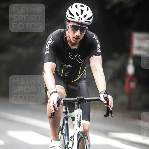 13.09.2026 - Stadtparktriathlon H.Heesch http://msf.ph/oto/10277467 13.09.2026 09:12:26 Radfahren 2, 21, 61, 69, 87, 186 meine-sportfotos.de