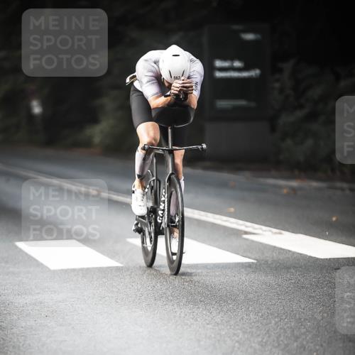 13.09.2026 - Stadtparktriathlon H.Heesch http://msf.ph/oto/10277520 13.09.2026 10:39:46 Radfahren 557, 563 meine-sportfotos.de