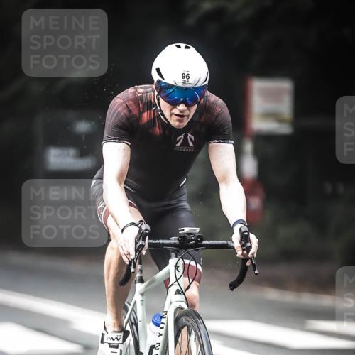 13.09.2026 - Stadtparktriathlon H.Heesch http://msf.ph/oto/10277530 13.09.2026 09:12:56 Radfahren 25, 43, 96, 121, 171, 175 meine-sportfotos.de