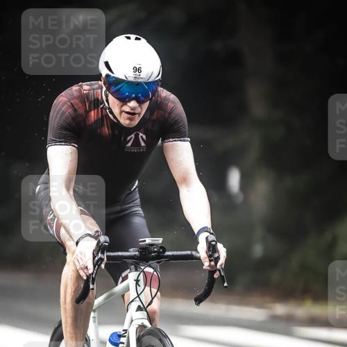 13.09.2026 - Stadtparktriathlon H.Heesch http://msf.ph/oto/10277532 13.09.2026 09:12:56 Radfahren 25, 43, 96, 121, 171, 175 meine-sportfotos.de