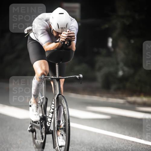 13.09.2026 - Stadtparktriathlon H.Heesch http://msf.ph/oto/10277533 13.09.2026 10:39:47 Radfahren 557, 563 meine-sportfotos.de