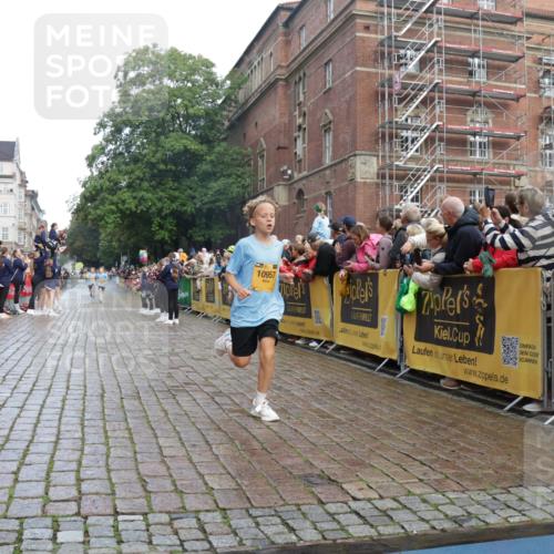 13.09.2026 - Kiel Lauf Yannick Fuchs http://msf.ph/oto/10277537 13.09.2026 08:50:37 Ziel 2443, 5792, 7511, 10359, 1710, 2909, 3167, 3487, 5168, 5258, 8786, 11542, 497, 2125, 3106, 5959, 9612, 10957, 10987, 5168, 5258 meine-sportfotos.de
