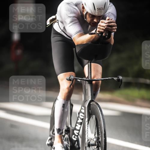 13.09.2026 - Stadtparktriathlon H.Heesch http://msf.ph/oto/10277538 13.09.2026 10:39:47 Radfahren 557, 563 meine-sportfotos.de