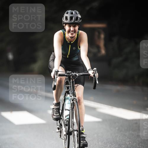 13.09.2026 - Stadtparktriathlon H.Heesch http://msf.ph/oto/10277565 13.09.2026 10:39:56 Radfahren 363, 547 meine-sportfotos.de