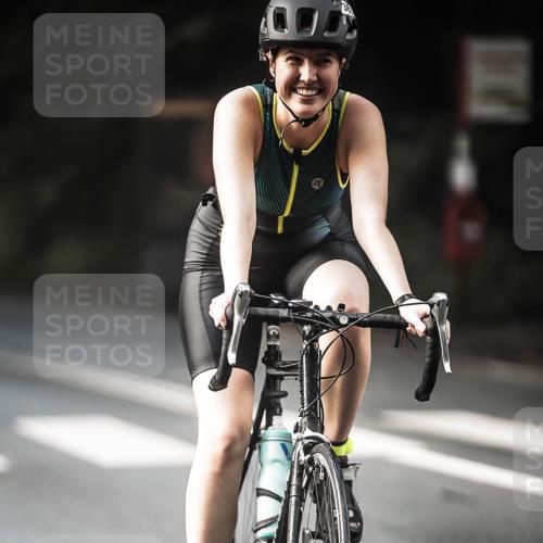 13.09.2026 - Stadtparktriathlon H.Heesch http://msf.ph/oto/10277577 13.09.2026 10:39:56 Radfahren 363, 547 meine-sportfotos.de