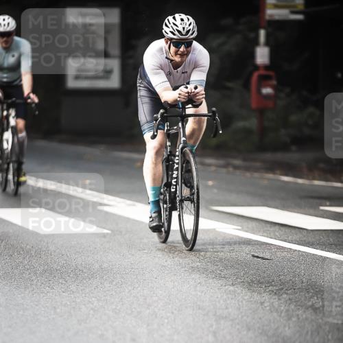 13.09.2026 - Stadtparktriathlon H.Heesch http://msf.ph/oto/10277613 13.09.2026 10:40:08 Radfahren 362, 422, 461, 472, 533, 559 meine-sportfotos.de