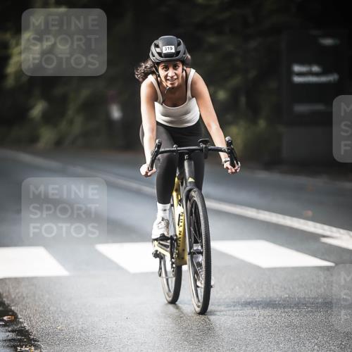 13.09.2026 - Stadtparktriathlon H.Heesch http://msf.ph/oto/10277634 13.09.2026 10:40:14 Radfahren 457, 472, 533, 559 meine-sportfotos.de