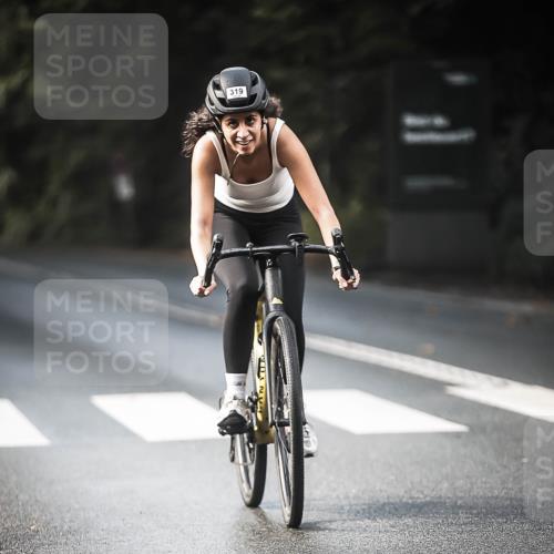 13.09.2026 - Stadtparktriathlon H.Heesch http://msf.ph/oto/10277637 13.09.2026 10:40:14 Radfahren 457, 472, 533, 559 meine-sportfotos.de