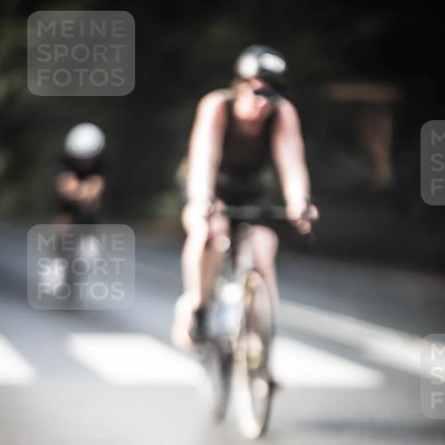 13.09.2026 - Stadtparktriathlon H.Heesch http://msf.ph/oto/10277665 13.09.2026 10:40:20 Radfahren 457, 502 meine-sportfotos.de