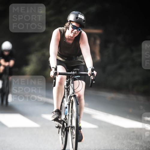 13.09.2026 - Stadtparktriathlon H.Heesch http://msf.ph/oto/10277671 13.09.2026 10:40:20 Radfahren 457, 502 meine-sportfotos.de
