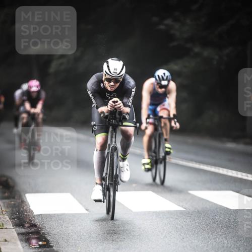 13.09.2026 - Stadtparktriathlon H.Heesch http://msf.ph/oto/10277698 13.09.2026 09:13:29 Radfahren 10, 20, 32, 92, 129, 141, 150 meine-sportfotos.de