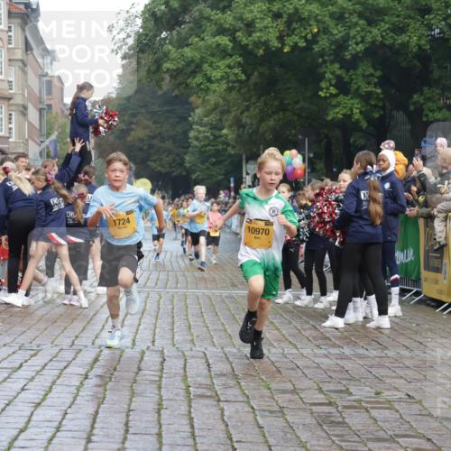 13.09.2026 - Kiel Lauf Yannick Fuchs http://msf.ph/oto/10277704 13.09.2026 08:50:49 Ziel 497, 2125, 3106, 5792, 5959, 9612, 10957, 10987, 2443, 3167, 3487, 7511, 10359, 496, 1724, 2343, 10970, 1710, 3167, 8786, 11542 meine-sportfotos.de