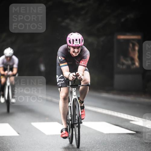13.09.2026 - Stadtparktriathlon H.Heesch http://msf.ph/oto/10277708 13.09.2026 09:13:32 Radfahren 10, 20, 32, 82, 92, 138, 141 meine-sportfotos.de