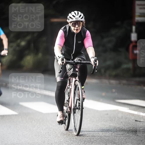 13.09.2026 - Stadtparktriathlon H.Heesch http://msf.ph/oto/10277805 13.09.2026 10:40:49 Radfahren 407, 442, 548, 555 meine-sportfotos.de