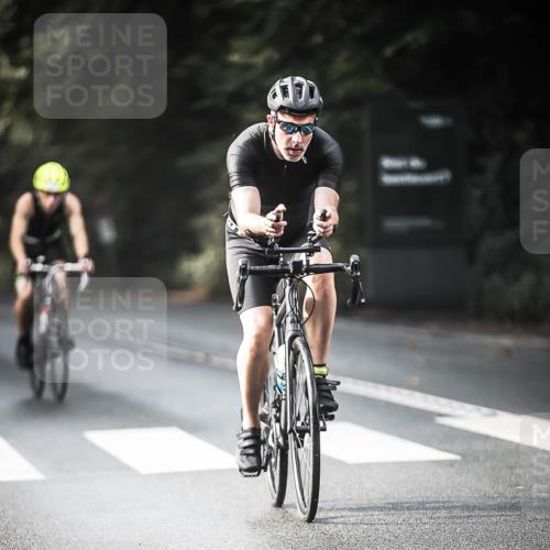 13.09.2026 - Stadtparktriathlon H.Heesch http://msf.ph/oto/10277872 13.09.2026 10:40:58 Radfahren 476, 555, 560 meine-sportfotos.de