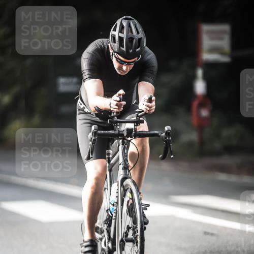 13.09.2026 - Stadtparktriathlon H.Heesch http://msf.ph/oto/10277887 13.09.2026 10:40:59 Radfahren 476, 555, 560 meine-sportfotos.de