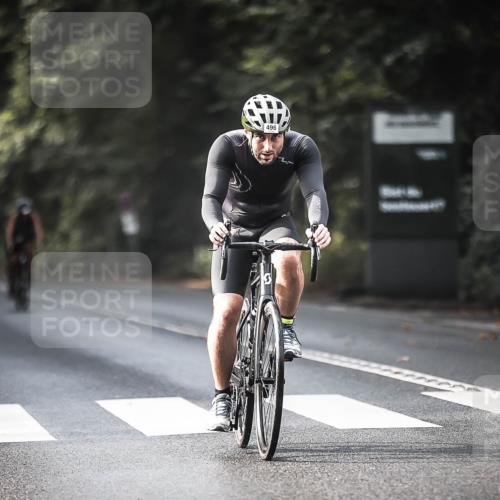 13.09.2026 - Stadtparktriathlon H.Heesch http://msf.ph/oto/10277928 13.09.2026 10:41:07 Radfahren 348, 357, 409, 496 meine-sportfotos.de