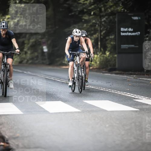 13.09.2026 - Stadtparktriathlon H.Heesch http://msf.ph/oto/10277933 13.09.2026 10:41:10 Radfahren 348, 357, 409, 489, 496 meine-sportfotos.de