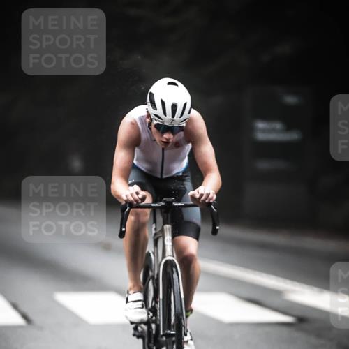 13.09.2026 - Stadtparktriathlon H.Heesch http://msf.ph/oto/10277936 13.09.2026 08:53:04 Radfahren 7, 58 meine-sportfotos.de