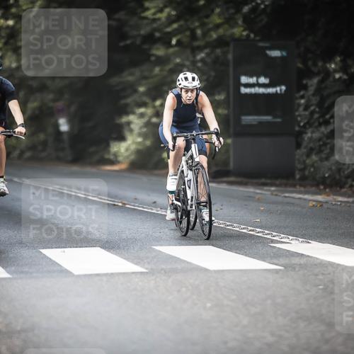 13.09.2026 - Stadtparktriathlon H.Heesch http://msf.ph/oto/10277941 13.09.2026 10:41:11 Radfahren 348, 357, 409, 489, 496, 503 meine-sportfotos.de