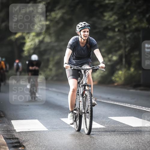 13.09.2026 - Stadtparktriathlon H.Heesch http://msf.ph/oto/10277952 13.09.2026 10:41:12 Radfahren 348, 357, 409, 489, 496, 503 meine-sportfotos.de