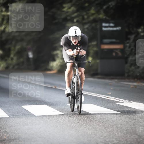 13.09.2026 - Stadtparktriathlon H.Heesch http://msf.ph/oto/10277965 13.09.2026 10:41:14 Radfahren 348, 357, 409, 489, 496, 503, 531 meine-sportfotos.de