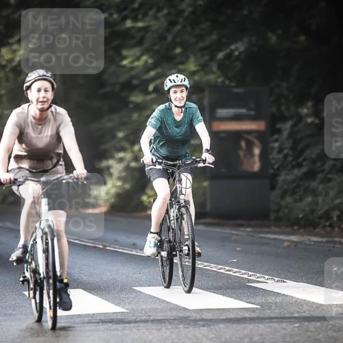 13.09.2026 - Stadtparktriathlon H.Heesch http://msf.ph/oto/10278024 13.09.2026 10:41:21 Radfahren 366, 401, 503, 531 meine-sportfotos.de