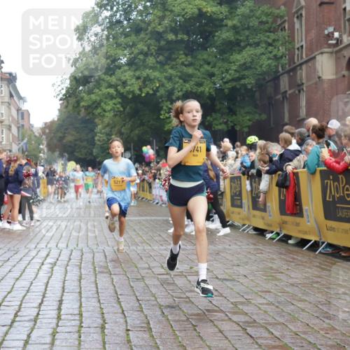 13.09.2026 - Kiel Lauf Yannick Fuchs http://msf.ph/oto/10278026 13.09.2026 08:51:04 Ziel 496, 1724, 2343, 10957, 10970, 497, 2125, 2443, 3106, 5792, 5959, 7511, 9612, 10359, 10957, 10987, 909, 1238, 3683, 4159, 4741, 5010, 5211, 7033, 10463, 11688, 3487, 10359 meine-sportfotos.de