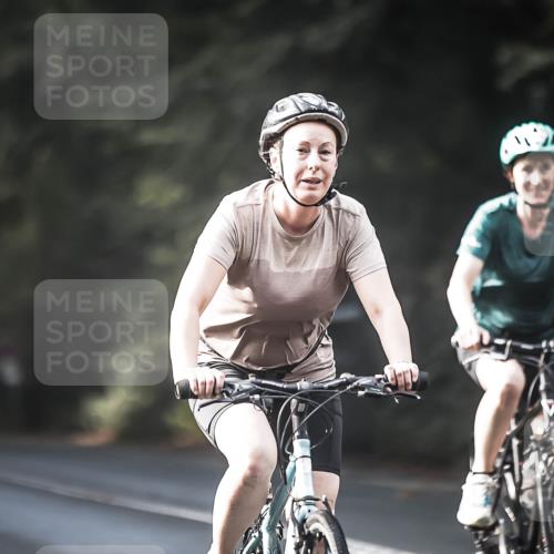 13.09.2026 - Stadtparktriathlon H.Heesch http://msf.ph/oto/10278043 13.09.2026 10:41:22 Radfahren 366, 401, 503, 531 meine-sportfotos.de