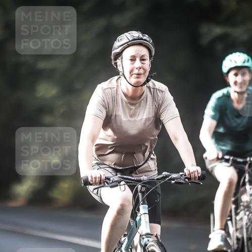 13.09.2026 - Stadtparktriathlon H.Heesch http://msf.ph/oto/10278050 13.09.2026 10:41:22 Radfahren 366, 401, 503, 531 meine-sportfotos.de