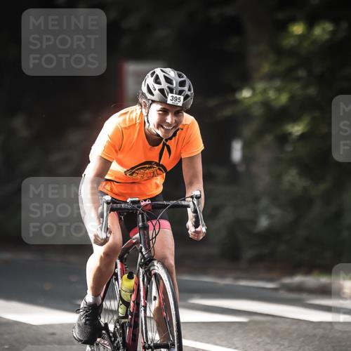 13.09.2026 - Stadtparktriathlon H.Heesch http://msf.ph/oto/10278077 13.09.2026 10:41:31 Radfahren 368, 387, 395, 538 meine-sportfotos.de