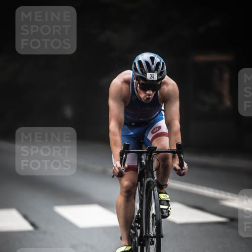 13.09.2026 - Stadtparktriathlon H.Heesch http://msf.ph/oto/10278118 13.09.2026 08:54:34 Radfahren 32, 52, 61 meine-sportfotos.de