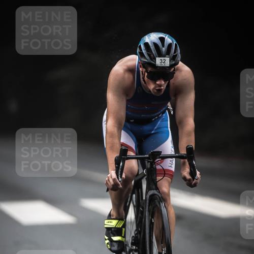 13.09.2026 - Stadtparktriathlon H.Heesch http://msf.ph/oto/10278125 13.09.2026 08:54:34 Radfahren 32, 52, 61 meine-sportfotos.de