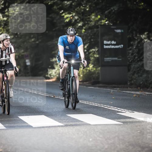 13.09.2026 - Stadtparktriathlon H.Heesch http://msf.ph/oto/10278126 13.09.2026 10:41:38 Radfahren 368, 387, 431, 478, 538, 554, 586 meine-sportfotos.de