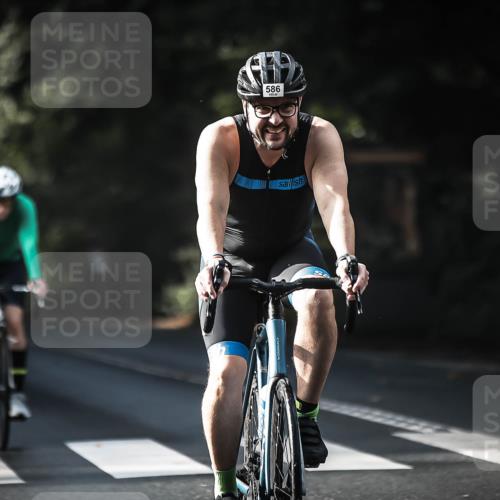 13.09.2026 - Stadtparktriathlon H.Heesch http://msf.ph/oto/10278158 13.09.2026 10:41:42 Radfahren 368, 387, 431, 478, 554, 583, 586 meine-sportfotos.de