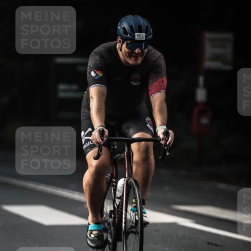 13.09.2026 - Stadtparktriathlon H.Heesch http://msf.ph/oto/10278229 13.09.2026 10:41:55 Radfahren 283, 471, 510, 562 meine-sportfotos.de
