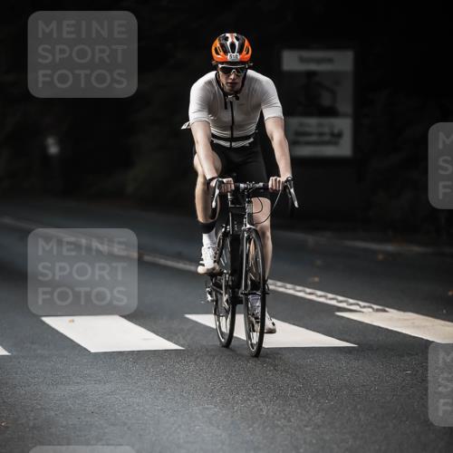 13.09.2026 - Stadtparktriathlon H.Heesch http://msf.ph/oto/10278246 13.09.2026 10:41:58 Radfahren 283, 471, 510, 562 meine-sportfotos.de