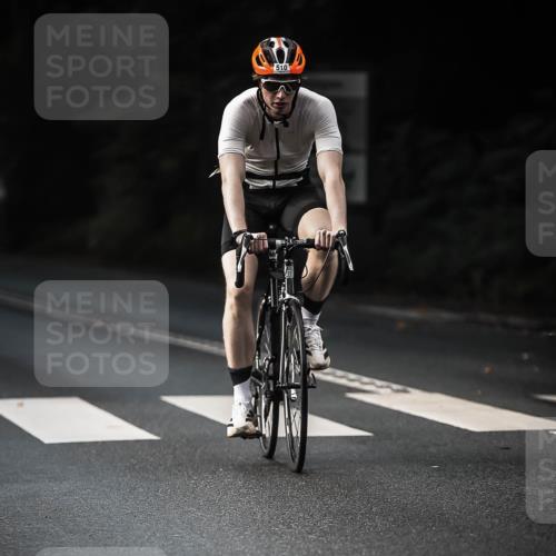 13.09.2026 - Stadtparktriathlon H.Heesch http://msf.ph/oto/10278251 13.09.2026 10:41:58 Radfahren 283, 471, 510, 562 meine-sportfotos.de