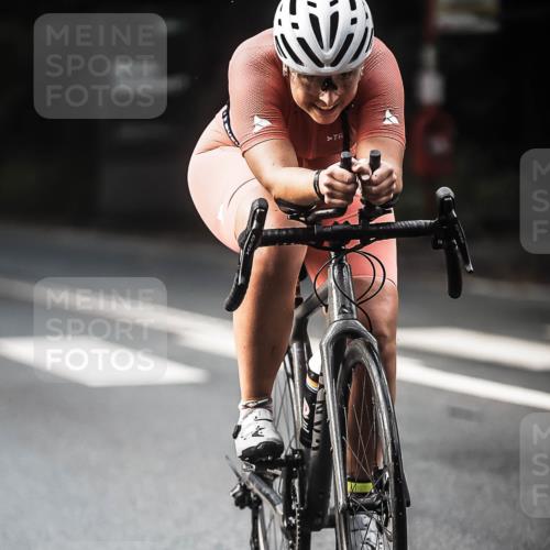 13.09.2026 - Stadtparktriathlon H.Heesch http://msf.ph/oto/10278291 13.09.2026 10:42:06 Radfahren 421, 447, 471, 513 meine-sportfotos.de