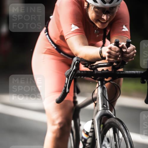 13.09.2026 - Stadtparktriathlon H.Heesch http://msf.ph/oto/10278300 13.09.2026 10:42:07 Radfahren 421, 447, 471, 513 meine-sportfotos.de