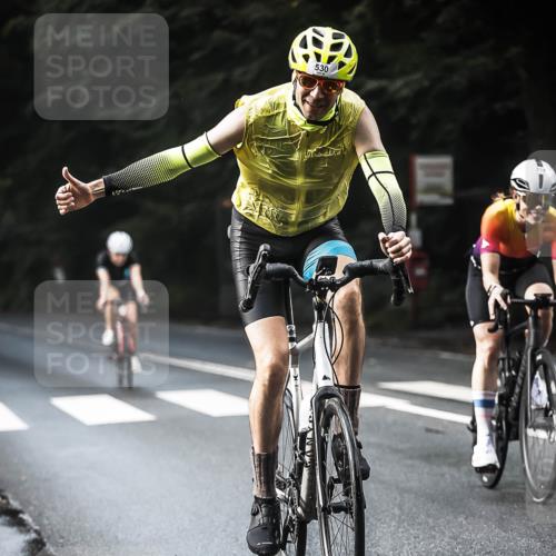 13.09.2026 - Stadtparktriathlon H.Heesch http://msf.ph/oto/10278347 13.09.2026 10:42:14 Radfahren 359, 371, 399, 421, 513, 530 meine-sportfotos.de