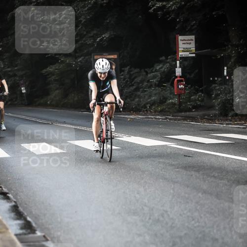 13.09.2026 - Stadtparktriathlon H.Heesch http://msf.ph/oto/10278361 13.09.2026 10:42:15 Radfahren 307, 359, 371, 399, 513, 530 meine-sportfotos.de