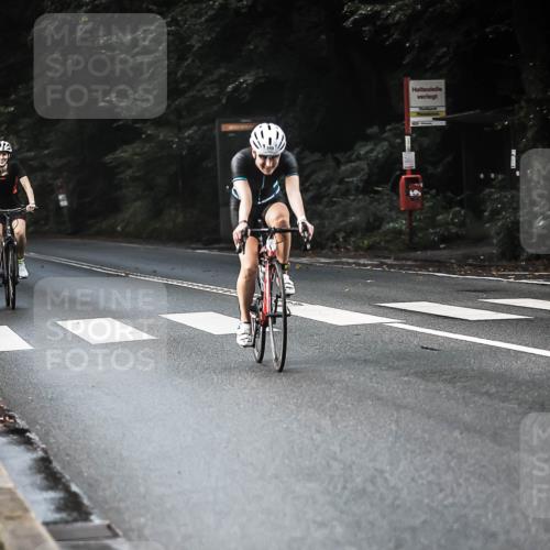 13.09.2026 - Stadtparktriathlon H.Heesch http://msf.ph/oto/10278364 13.09.2026 10:42:15 Radfahren 307, 359, 371, 399, 513, 530 meine-sportfotos.de