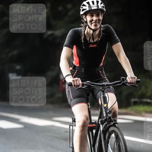 13.09.2026 - Stadtparktriathlon H.Heesch http://msf.ph/oto/10278402 13.09.2026 10:42:19 Radfahren 307, 359, 371, 399, 530 meine-sportfotos.de