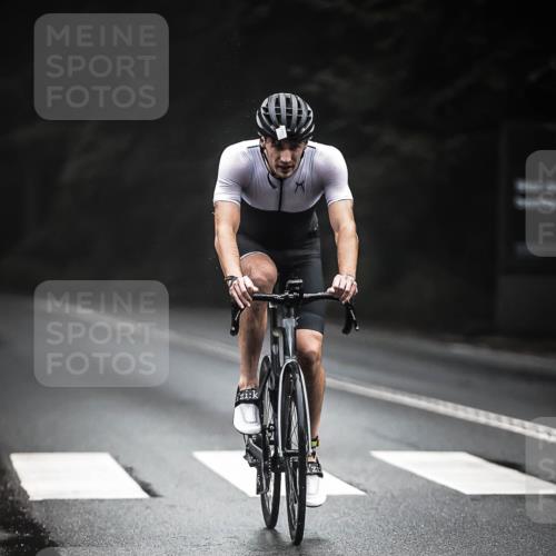 13.09.2026 - Stadtparktriathlon H.Heesch http://msf.ph/oto/10278419 13.09.2026 08:56:03 Radfahren 19, 54, 71 meine-sportfotos.de