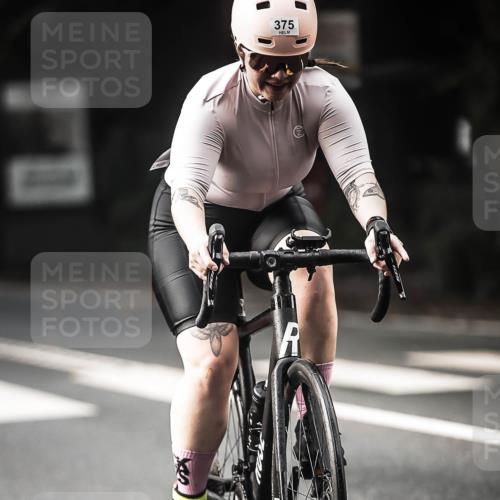 13.09.2026 - Stadtparktriathlon H.Heesch http://msf.ph/oto/10278454 13.09.2026 10:42:28 Radfahren 375, 402, 456, 514 meine-sportfotos.de