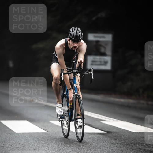 13.09.2026 - Stadtparktriathlon H.Heesch http://msf.ph/oto/10278460 13.09.2026 08:56:09 Radfahren 19, 54, 57, 60, 93 meine-sportfotos.de